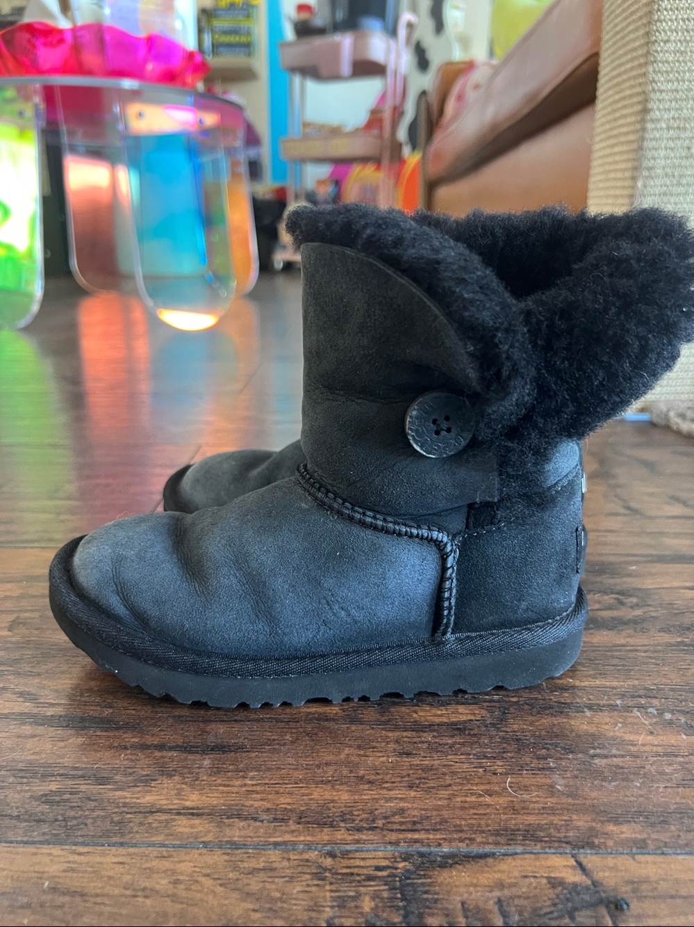 UGG girls Bailey Button ll shirt boot black size 12